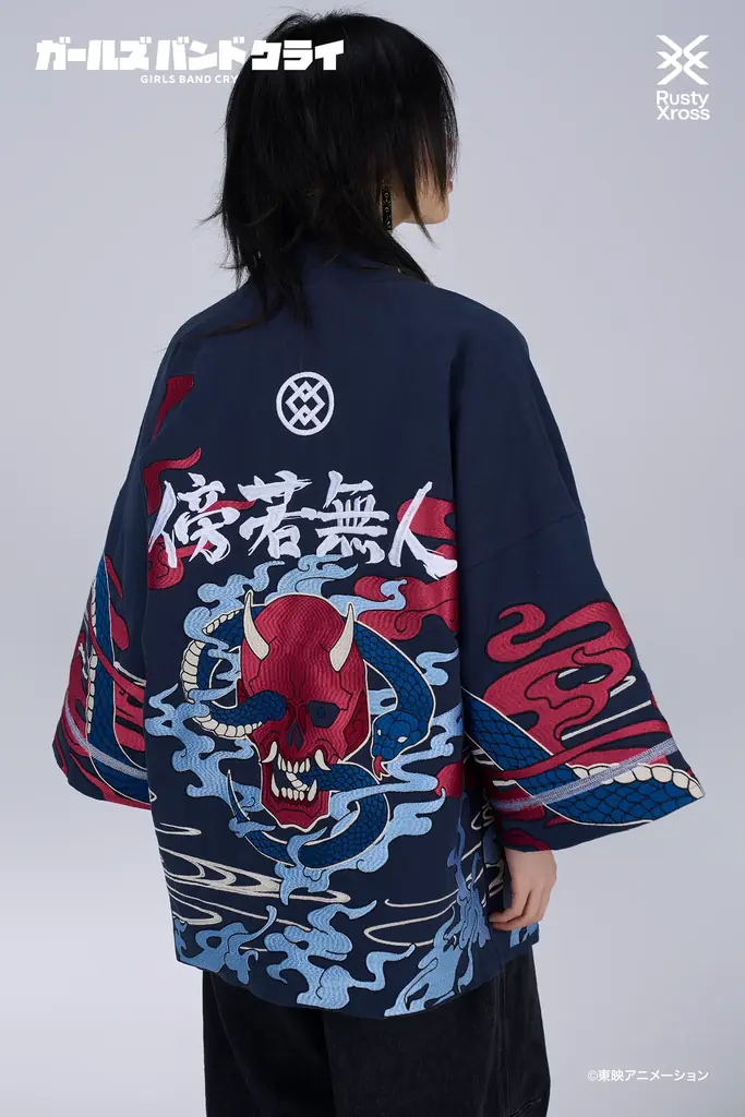 『ガールズバンドクライ』より、「傍若無人」の「羽織(刺繍 ver.)ブレスレット付き」「シャツ」「イヤリング」が登場。あみあみにて、予約受付中。 画像 4