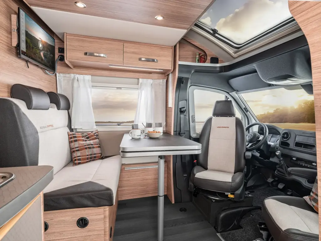 トイファクトリー、「ジャパンモビリティショー2025」に出展！世界初公開「スター・ウォーズ」キャンピングカーと、最高峰「メルセデス・ベンツ・スプリンター」ベースの2台を展示 画像 4