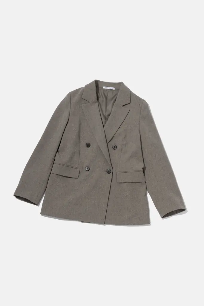 俳優・前田敦子さん出演、“静かな休日”を纏う秋冬スタイル、ビューティー＆ユース ユナイテッドアローズ　スペシャルコンテンツを公開 画像 12