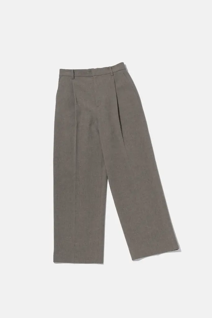 俳優・前田敦子さん出演、“静かな休日”を纏う秋冬スタイル、ビューティー＆ユース ユナイテッドアローズ　スペシャルコンテンツを公開 画像 13