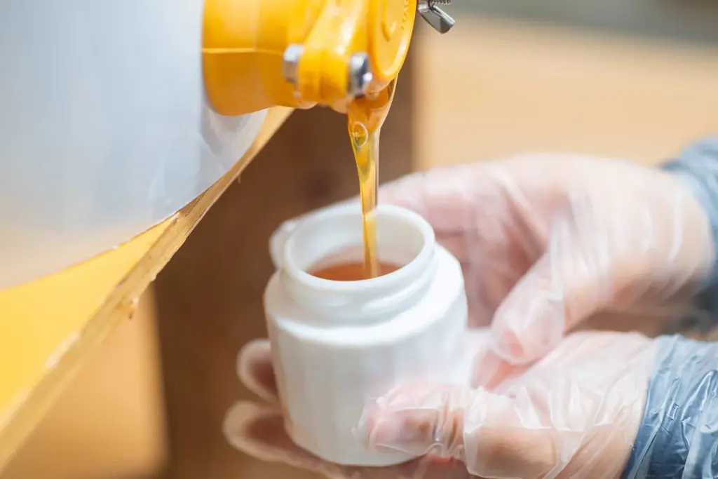 “奇跡の蜂蜜” 日本ミツバチ熟成生はちみつ「延寿（えんじゅ）」がテレビ初登場！出演者から絶賛され『ベストグリッターアワード2025』グランプリを受賞 〜自然が生んだ希少な生はちみつ〜 画像 5