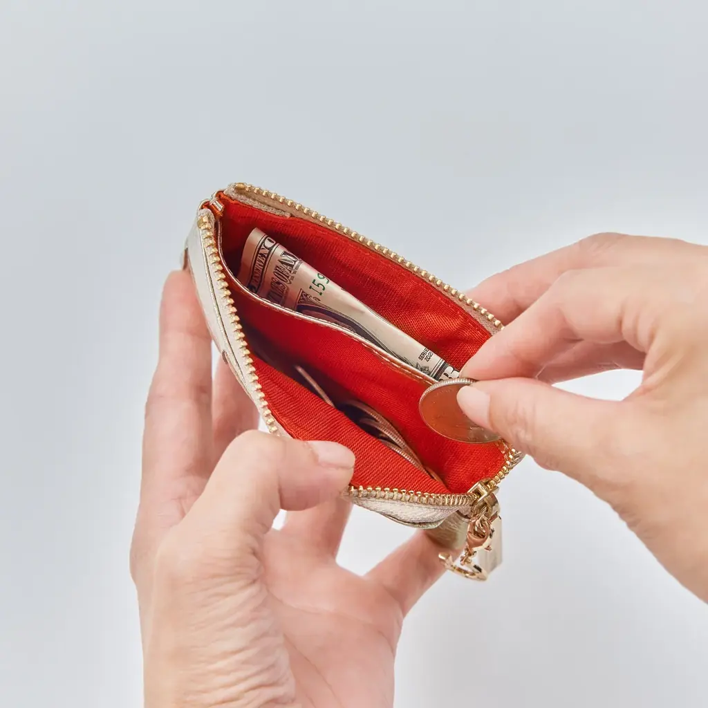 〈占星術家 カトウチサ×レイジースーザン〉＼2026年の運をつかむ！／お金と幸せを引き寄せる『最強開運コラボ財布』を限定販売 画像 10