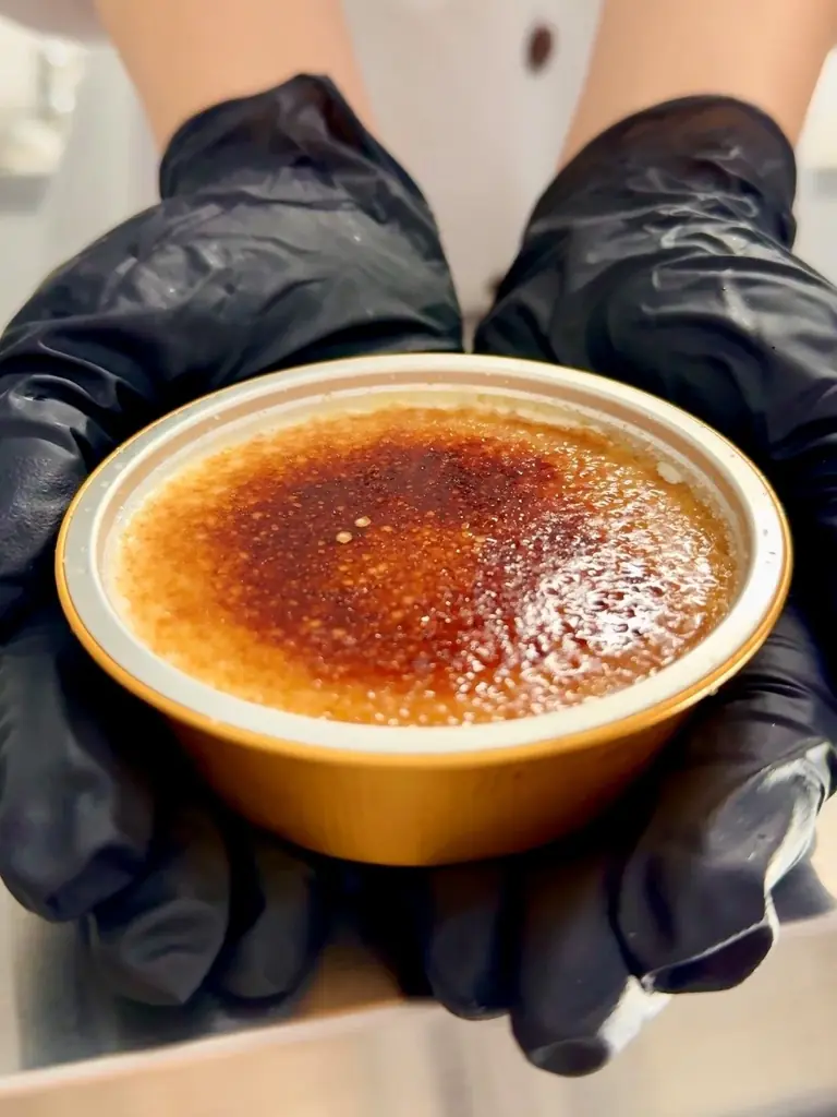 関西初出店！焼きたて「BRULEE」が味わえるキッチンカー「BRULEE CAR」が京都駅ビルに登場！　第1回京都駅ビル芸術祭（ゲイジュツ ノ エキ 2025/GNE）出店 画像 4