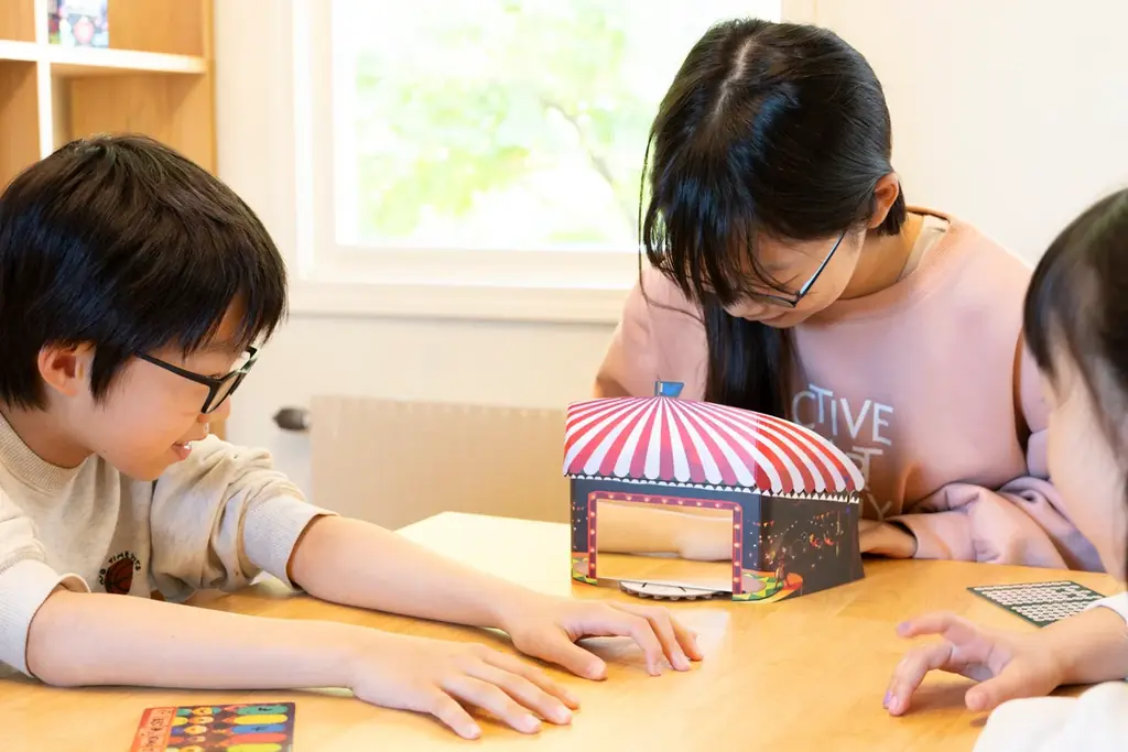 【ドイツ】世界最大級のボードゲームイベント「SPIEL Essen 2025」にClaGlaが出展！『超進化系じゃんけん アルピッス』英語版がイギリスの出版社より発売予定！ 画像 11