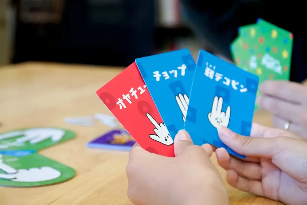 【ドイツ】世界最大級のボードゲームイベント「SPIEL Essen 2025」にClaGlaが出展！『超進化系じゃんけん アルピッス』英語版がイギリスの出版社より発売予定！ 画像 4