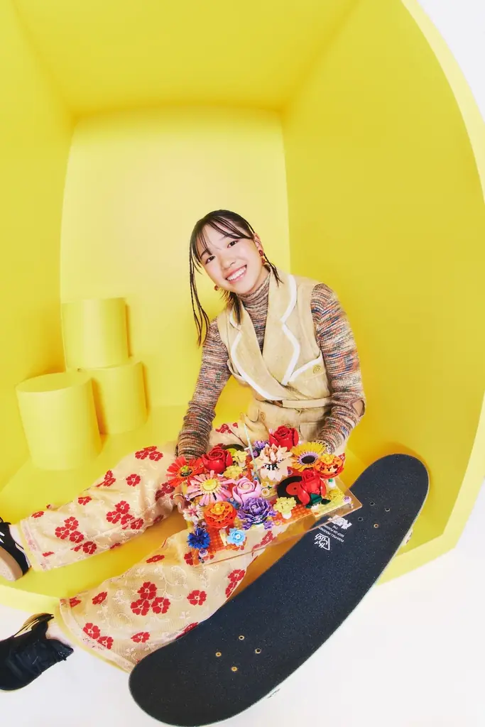 レゴグループ「Never Stop Playing – 心が動く方へ」キャンペーンに仲里依紗、西洸人（INI）らが登場 画像 3