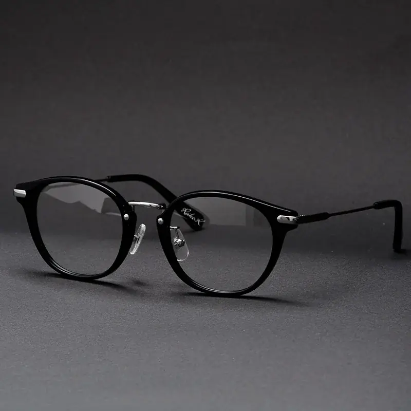 『九龍ジェネリックロマンス』眉月じゅん先生監修鯨井令子モデル＆蛇沼みゆきモデル眼鏡が登場！ 画像 4