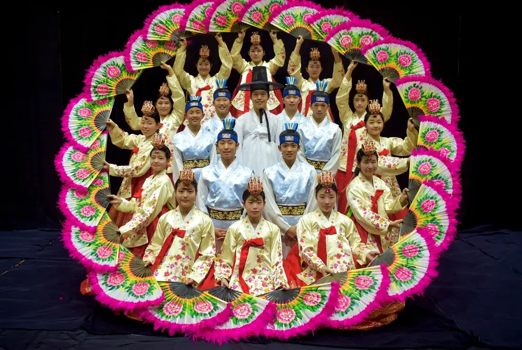 建国中高等学校 伝統芸術部が代表作品『夢舞～ムーブ～』を披露！！10月12日（日）日韓国交正常化60周年記念イベント『THE マダンフェスティバル　第二部』 画像 1