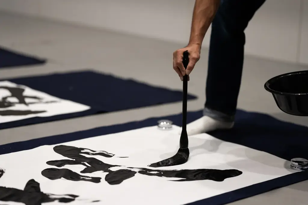 【数量限定販売】新庄剛志監督×中山秀征氏書き下ろし 気愛Tシャツ 画像 3