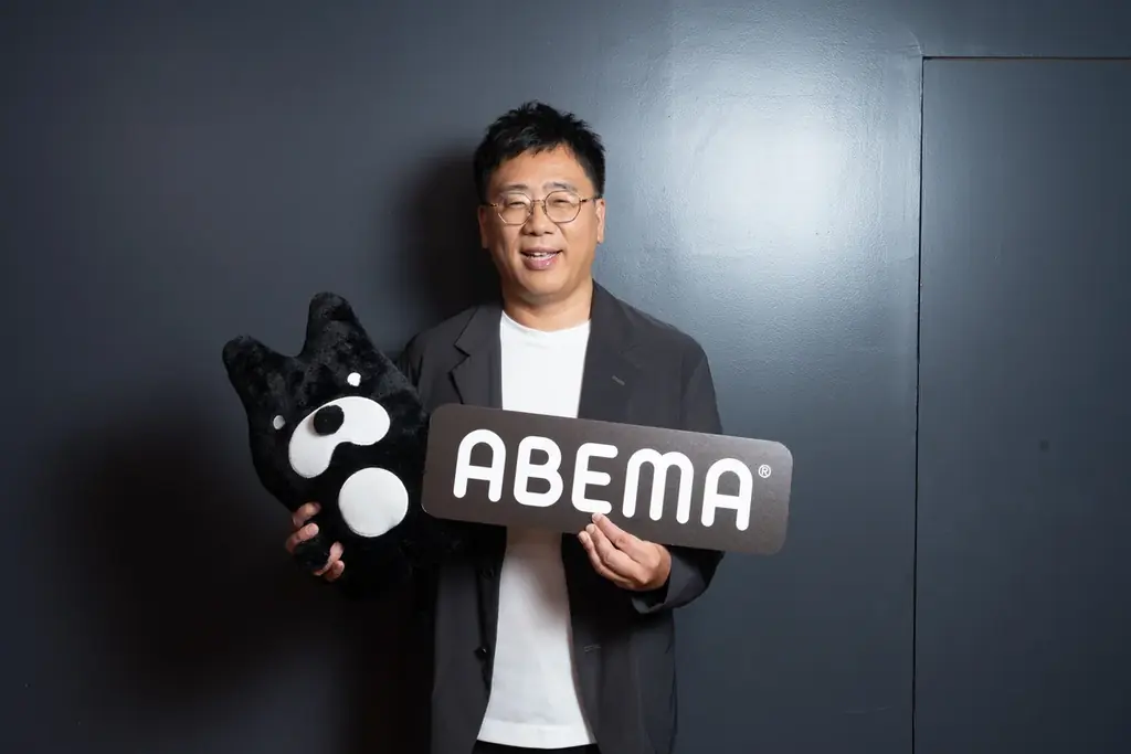 「ABEMA」で10月に全話無料で楽しめる作品ラインナップ『哲仁王后~俺がクイーン!?~』、『コネクション』2作品の魅力を古家正亨が語る『コネクション』主演チソンとのほっこりエピソードも公開 画像 3