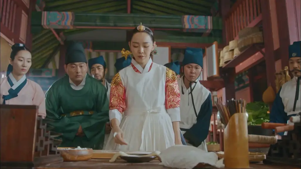 「ABEMA」で10月に全話無料で楽しめる作品ラインナップ『哲仁王后~俺がクイーン!?~』、『コネクション』2作品の魅力を古家正亨が語る『コネクション』主演チソンとのほっこりエピソードも公開 画像 5