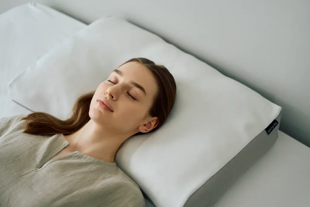 2025年・忘年会の景品は「枕」で健やかな睡眠を！自分に合う枕「THE PILLOW」が忘年会・新年会・Xmasパーティー等での景品用に「THE PILLOW Gift まとめ買い割引プラン」受付開始 画像 2