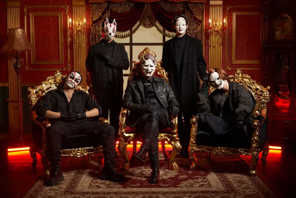 謎のお面ダンス集団「O-MENZ」7大コラボ第二弾を発表。O-MENZ初のプライズ化決定！フクヤ製「マスコットぬいぐるみ」11/7より順次展開。東京ドイツ村イルミネーション点灯式に参戦決定！ 画像 4