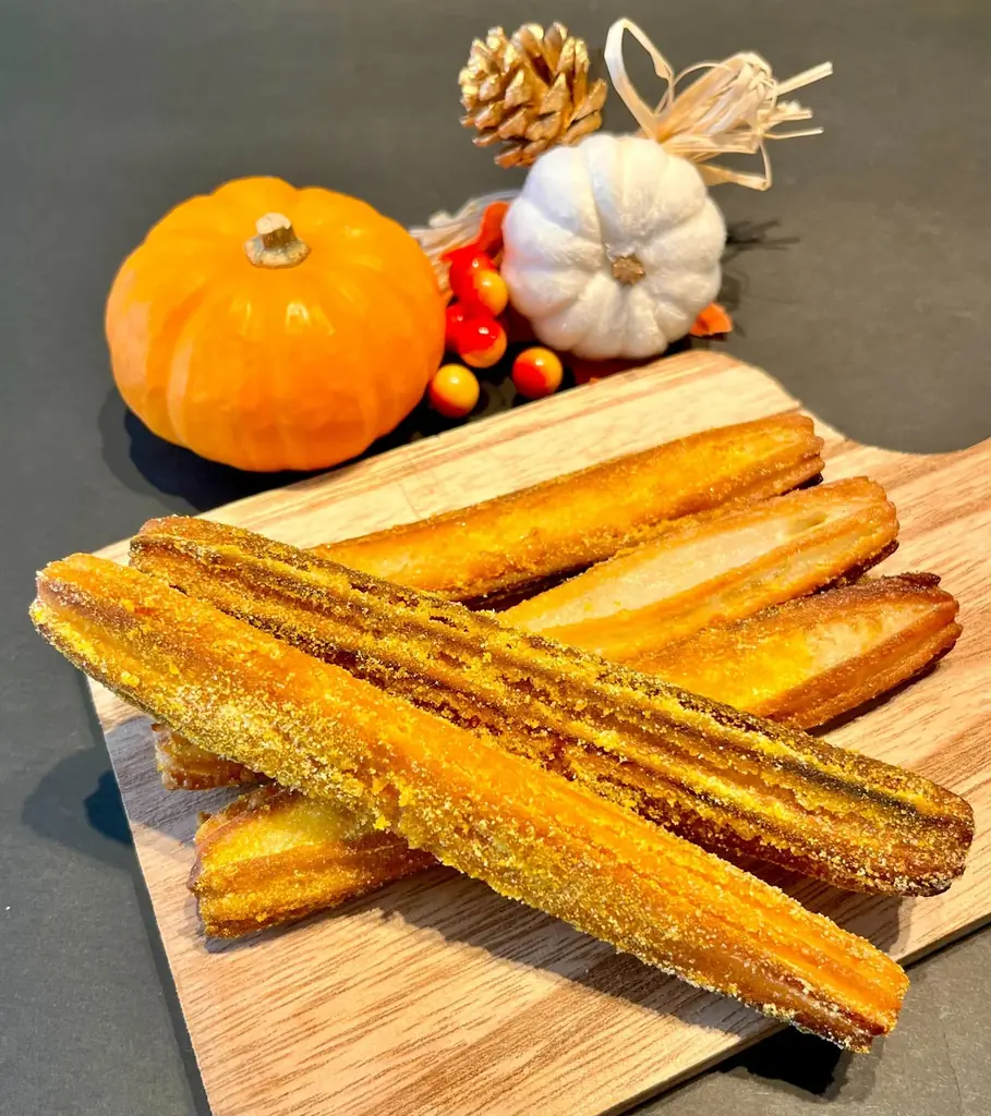 【捨てられていた酒米の“糠（ぬか）”をアップサイクル】ハロウィン限定米粉チュロス『パンプキンシュガー』発売！～DANNY CHURROS×東京おこめ研究所～ 画像 1