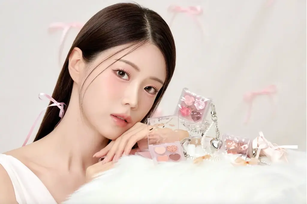 ルノワール「花束」着想の粘膜ピンクなど世界の名画が「絵画ジェルアイライナー」になってミルフィーから新登場。 画像 8