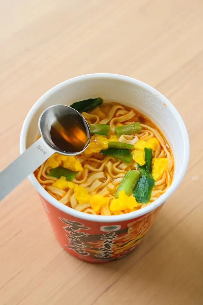 ファミマル史上過去最大級！あさりの旨みと女性に人気の「旨辛」で仕立てる「ファミマル あさりとキムチ味 チゲうどん」 10月14日（火）新発売楽しみ方も広がる料理研究家考案アレンジレシピも公開 画像 14