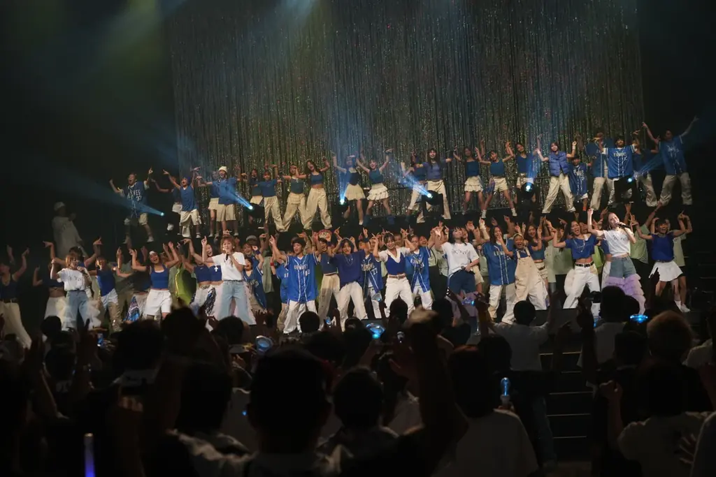 沖縄アクターズスクールメンバーがMAXのデビュー30周年を記念した「MAX 30th LIVE CONTACT 2025 Ways To Go 〜Come on B.B.WAVES〜」​へ出演！ 画像 10