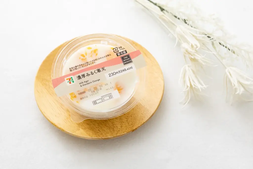 秋の夜長におすすめの2種の“ご褒美スイーツ”を発売！ふんわりしっとり食感「王道の生どら焼 粒あん＆ホイップ」となめらかな「濃厚みるく寒天」が登場 画像 5