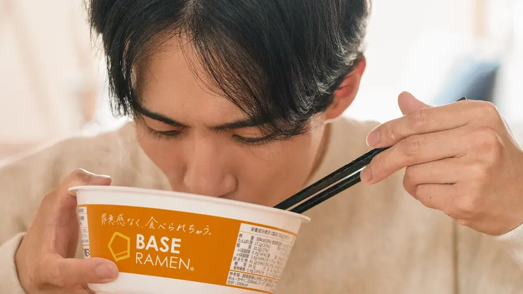常識を覆すカップラーメン「BASE RAMEN」新登場「BASE RAMEN 鶏ガラ醤油／味噌」10月22日（水）新発売 画像 8