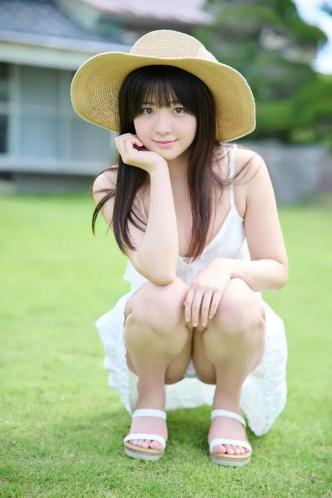 井上もも1st写真集『Mirage Princess』発売 画像 2