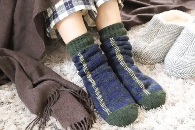 寝る時の靴下調査公表