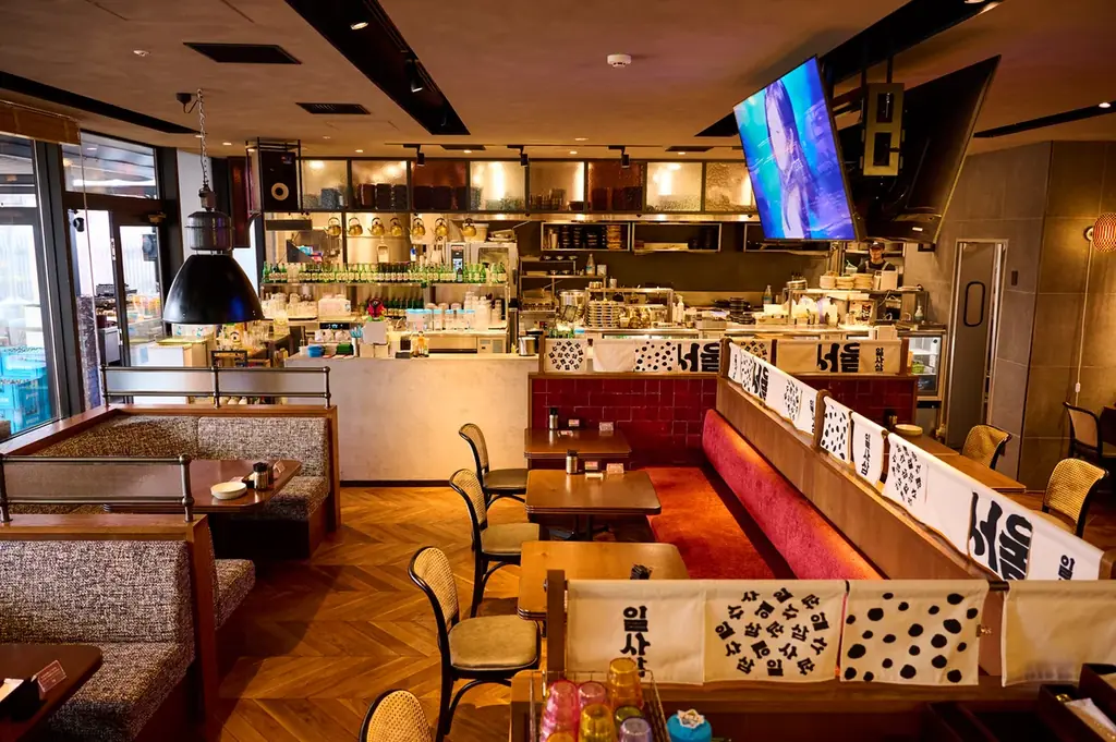 BTS・JINがアンバサダーを務める酒類ブランド「IGIN（アイギン）」渋谷ポップアップ開催を記念し、10月15日（水）よりゼットン運営店舗にて連動企画を実施 画像 8