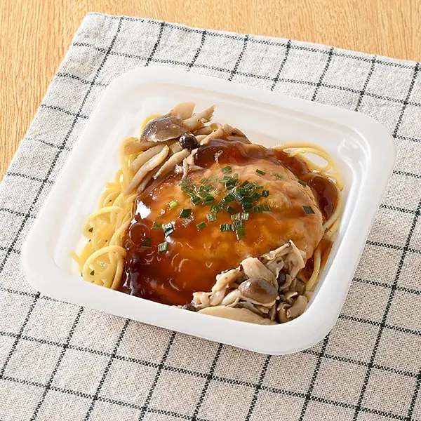 ファミマのエコパケ第34弾！惣菜の容器を集約しプラスチック使用量を約9%削減　ファミペイ会員には対象の惣菜100円引きクーポンを配布 画像 5