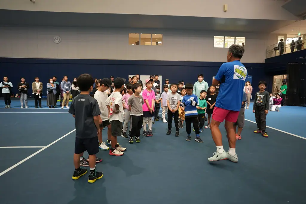 開催まであと4日！！キッズも大人も楽しめる！ヨネックス最大規模のテニスイベント「YONEX TENNIS FESTIVAL 2025」テニスキッズアンバサダーのニャオハがセンターコートに登場！ 画像 6