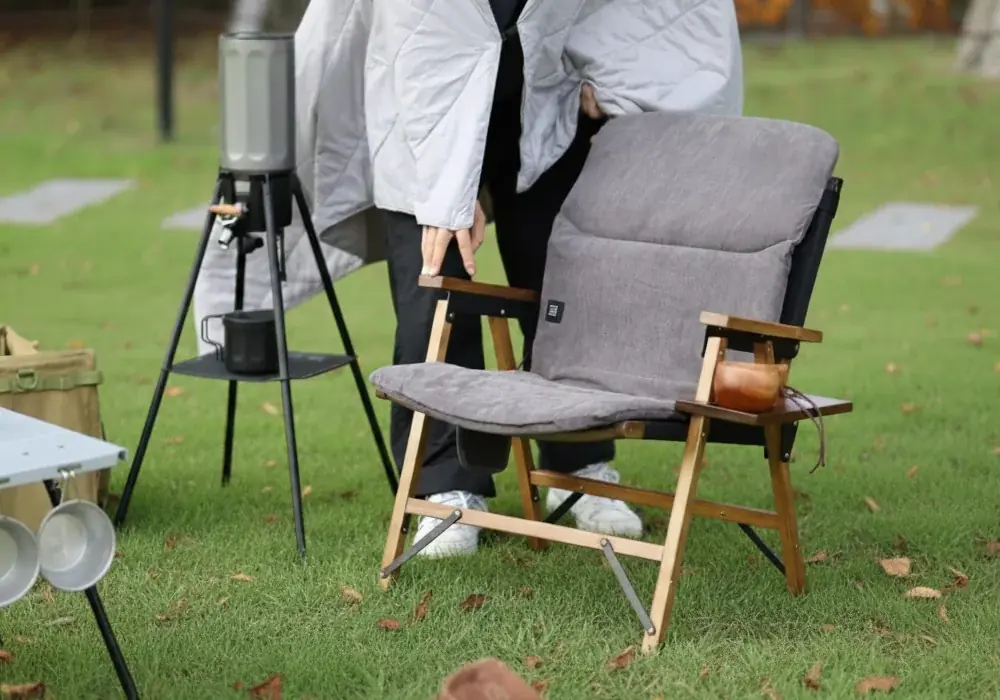 冷える座面とはもうサヨナラ。あなたの椅子をどこでもぽかぽか仕様に。 画像 8