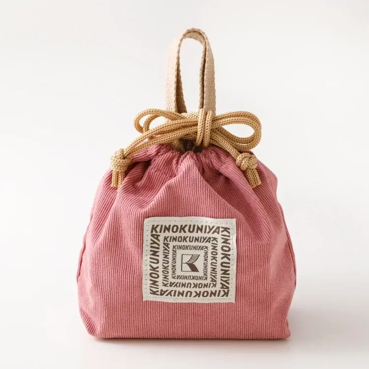 【紀ノ国屋】温かみのあるコーデュロイ生地が目を引く「コーデュロイスイーツバッグ」が全5色のラインナップで新登場！ 画像 5