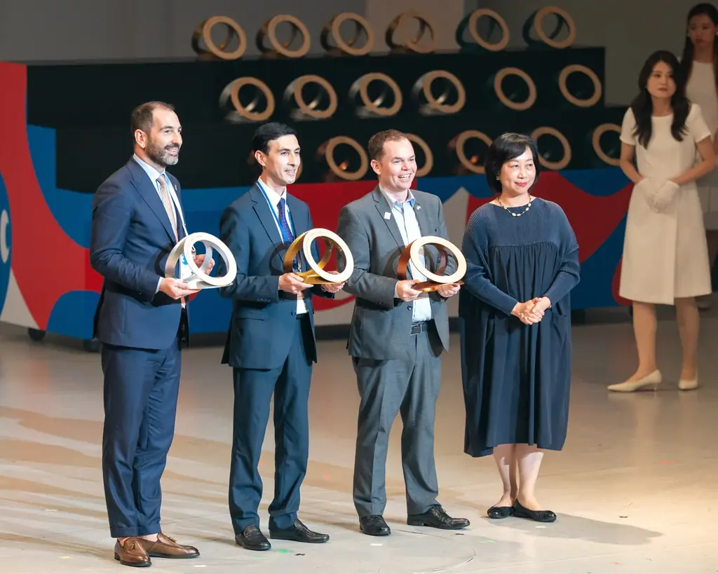 ウズベキスタンパビリオン、2025大阪・関西万博において、優れたパビリオンを表彰する「公式参加者褒賞（BIE賞）」金賞を受賞 画像 1