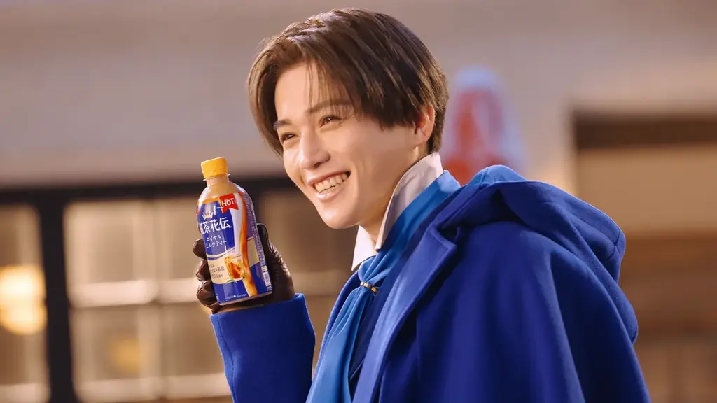 ブランドアンバサダーに八木勇征さん 「紅茶花伝」の妖精役で出演　冬の新CM「3秒後の余韻」篇 10月20日（月）より全国放映開始 画像 7