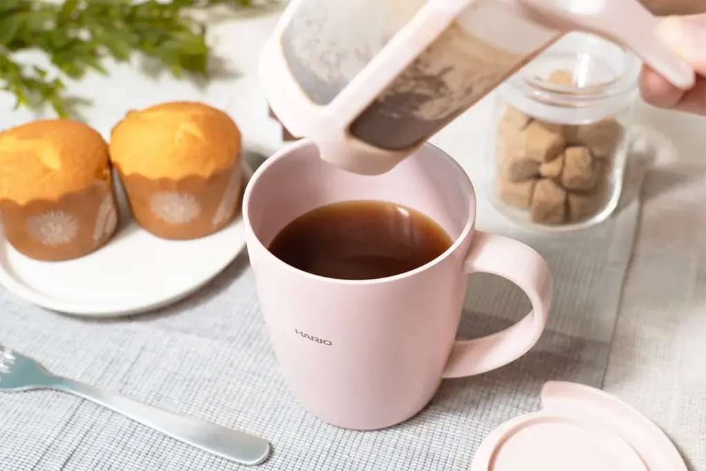 バズった「HARIO ティー&コーヒーメーカーマグ」に新色登場！選べる3カラー 画像 4