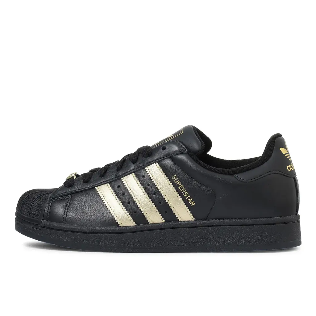 【ABC-MART】“おさき”が魅せるこの秋最旬の3LOOK！ABC-MART限定モデルadidas「SUPERSTARⅡ」新ビジュアル 画像 11