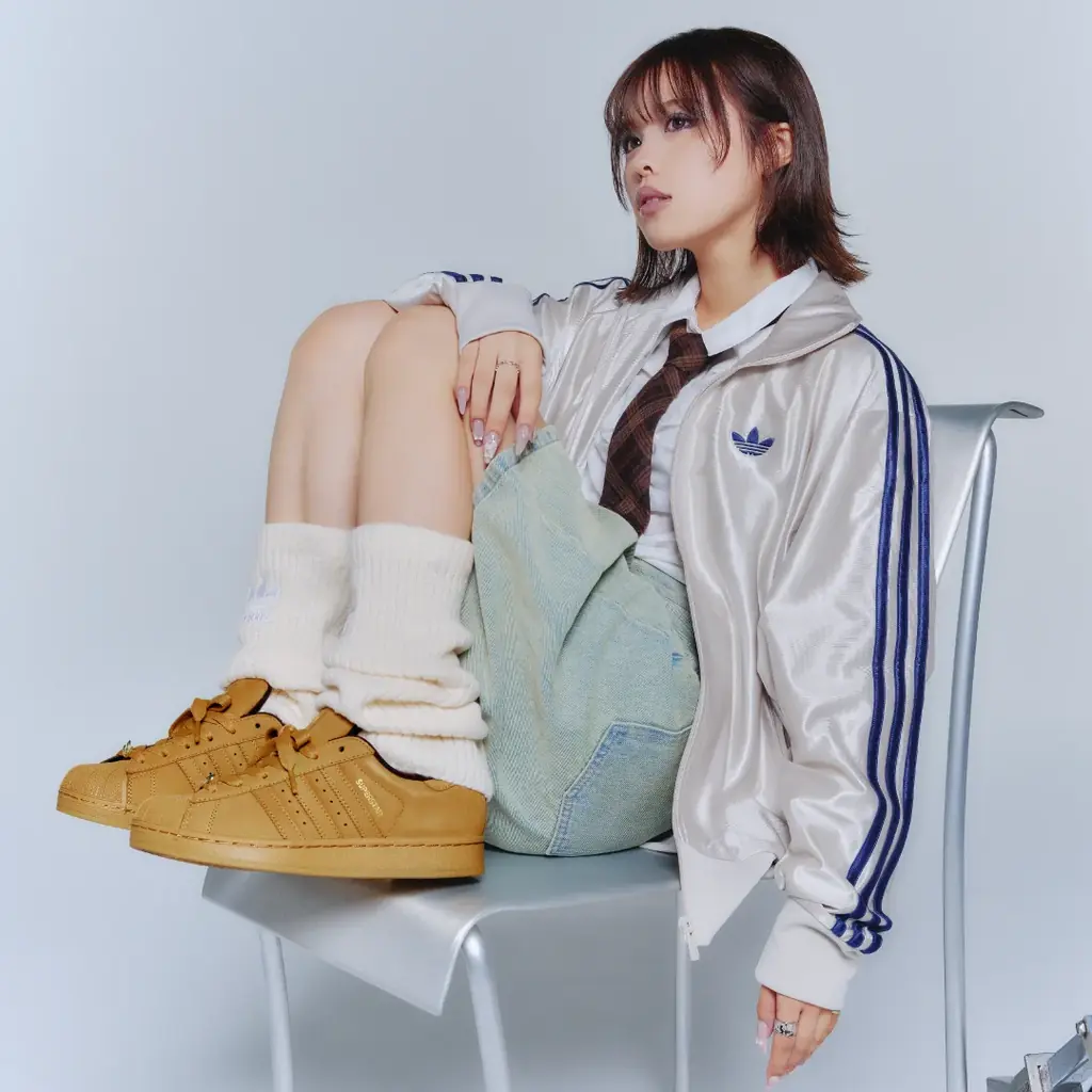 【ABC-MART】“おさき”が魅せるこの秋最旬の3LOOK！ABC-MART限定モデルadidas「SUPERSTARⅡ」新ビジュアル 画像 6