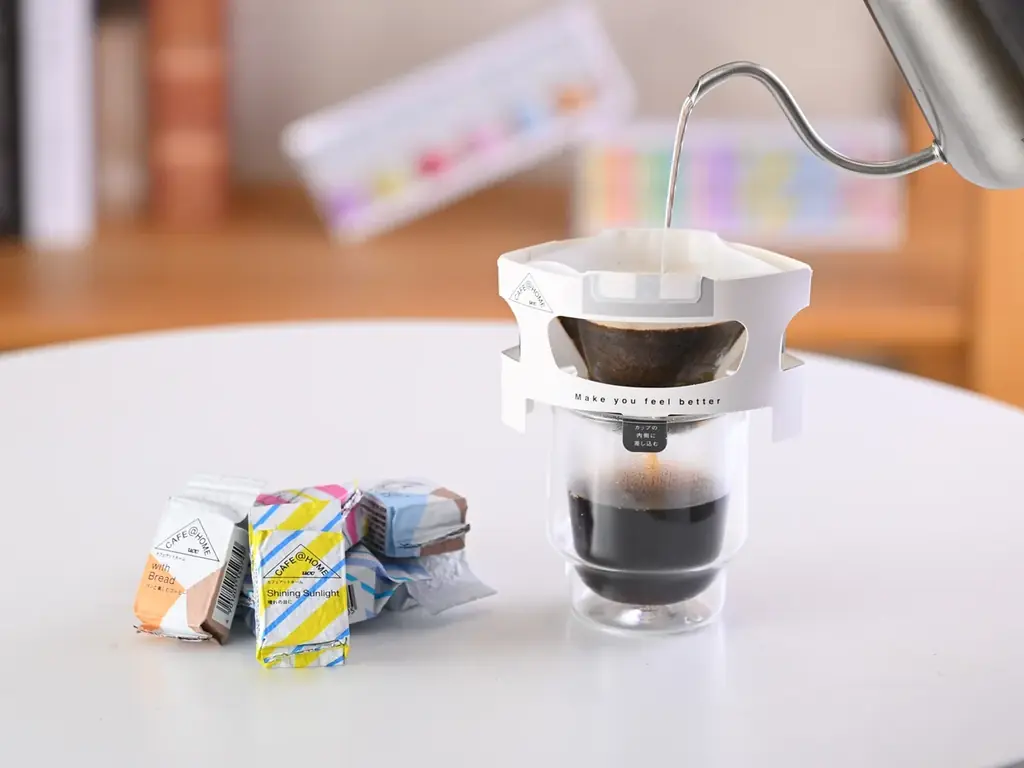 真空パックのドリップコーヒー「CAFE＠HOME」を販売する「COFFEE STYLE UCC」がJR品川駅構内のエキュート品川に10月20日からPOP UP SHOPオープン！ 画像 2