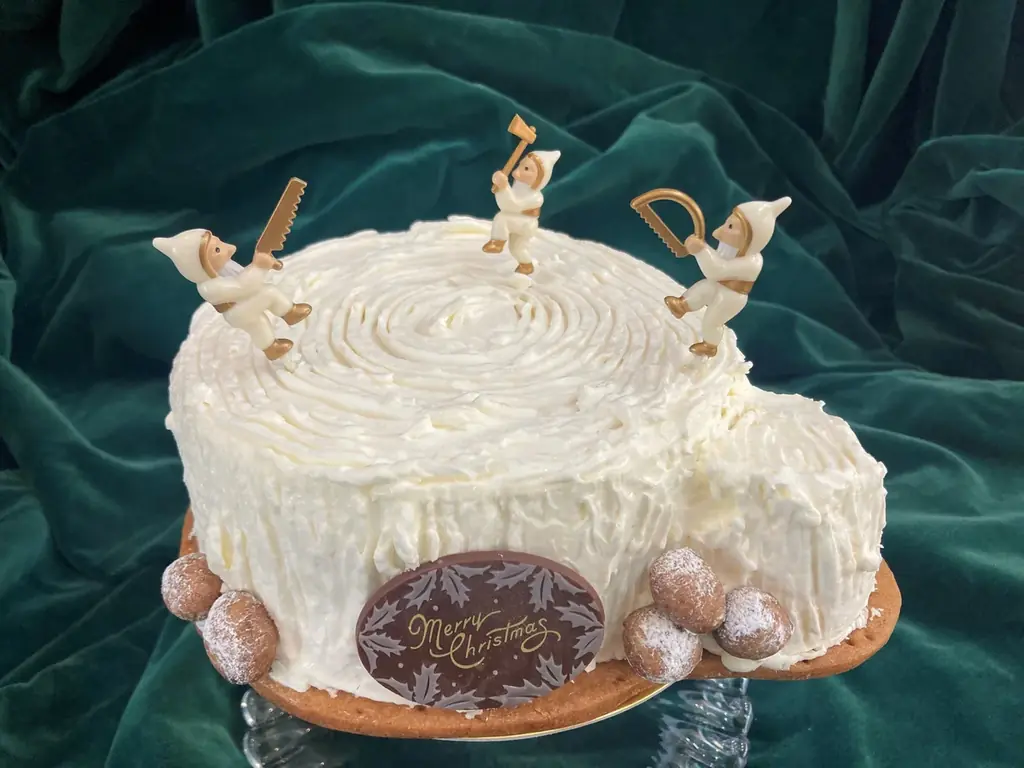 【西武福井店】聖なる夜は、素敵な人とステキな時間を。西武福井店のクリスマスケーキ２０２５ 画像 12