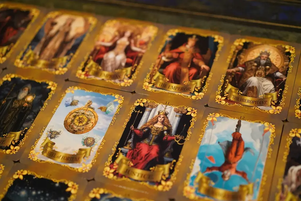 メディチ家プリンセス公認タロットカード、クラウドファンディング開始2日で支援金額2,000万円を突破 ― 世界的スピリチュアルリーダー・桜井美帆、6年の構想を経てリリース ― 画像 2