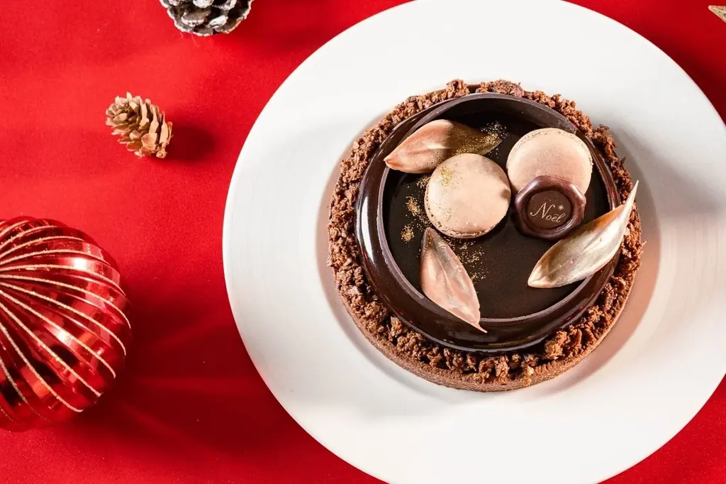 グランドプリンスホテル大阪ベイ2025年クリスマスケーキが発売開始夢が詰まった限定3台の「お菓子の家」から王道のショートケーキまで9種類をラインナップ 画像 11