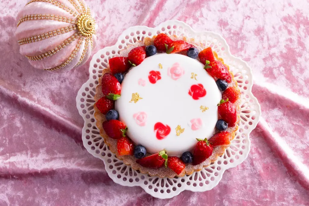 【ヒルトン広島】『マリー・アントワネットのロイヤルクリスマス』 画像 6