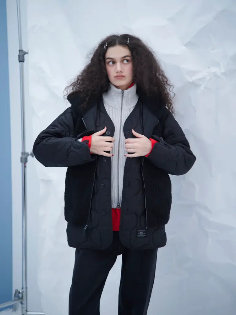 【RHC ロンハーマン】HELLY HANSENやVACHEMENT、ALPHA INDUSTRIESとの特別なコラボジャケットが、RHCに登場。 画像 9