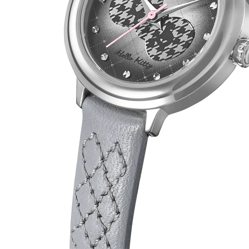 『ハローキティ』と時計ブランド『Angel Heart』のコラボレーションウォッチ第二弾を10月17日に発売。時計ボックスの代わりに時計デザインとリンクしたオリジナルチェーンショルダーバッグ付き。 画像 4