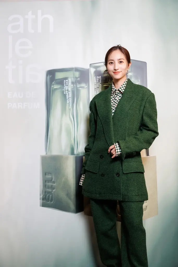 athletia＜アスレティア＞、ブランド初のフレグランス「オードパルファン」発売を記念し、 「LOOPS ニュウマン高輪店」にてコラボレーションPOP UPイベントを開催。 画像 7