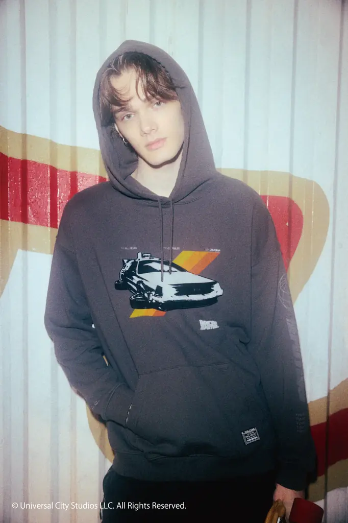 AZUL BY MOUSSYから映画「バック・トゥ・ザ・フューチャー」の公開40周年を記念した特別コラボアイテムを発売！ 画像 6