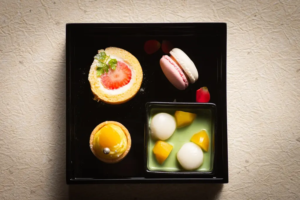 神戸北野の異人館、京都東山の歴史的邸宅で過ごす優雅なひととき　クリスマス&冬限定の特別なティータイムメニュー 画像 7