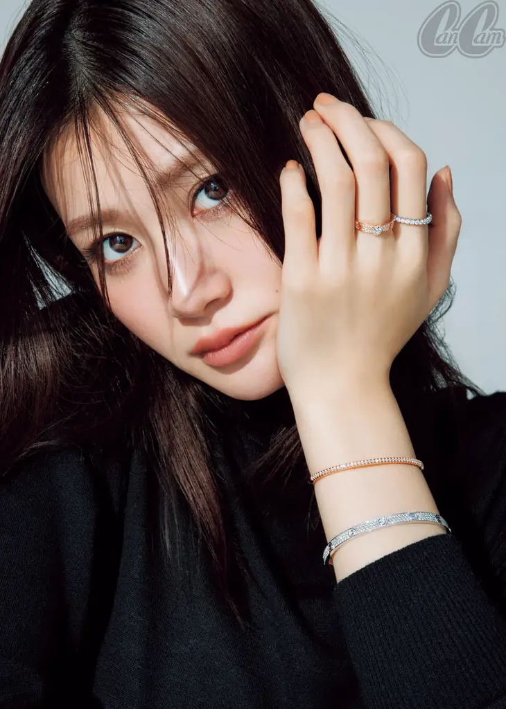 その瞳はダイヤモンド級の輝き♡　生見愛瑠　『CanCam』表紙で大人なめるるに過去イチ接近!! 画像 2