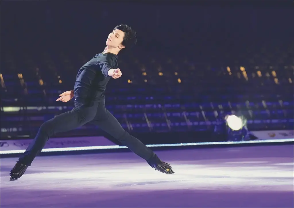 羽生結弦の10年間を記録した、練習着にこだわった写真集『羽生結弦 2015-2025』（撮影：田中宣明）が10月21日に発売！ 画像 6