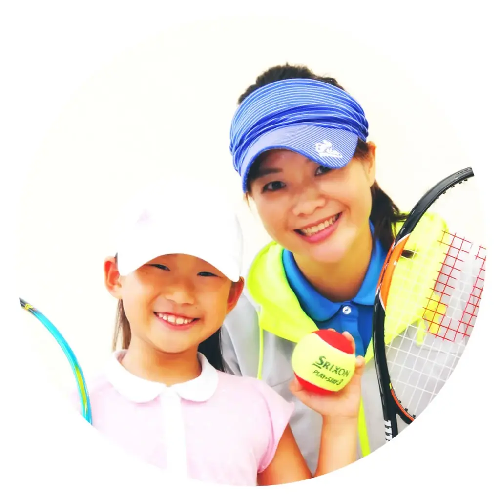親子で笑顔とハイタッチを。秋の無料体験「なかよし親子テニス」全国のITCテニススクールで開催 画像 4