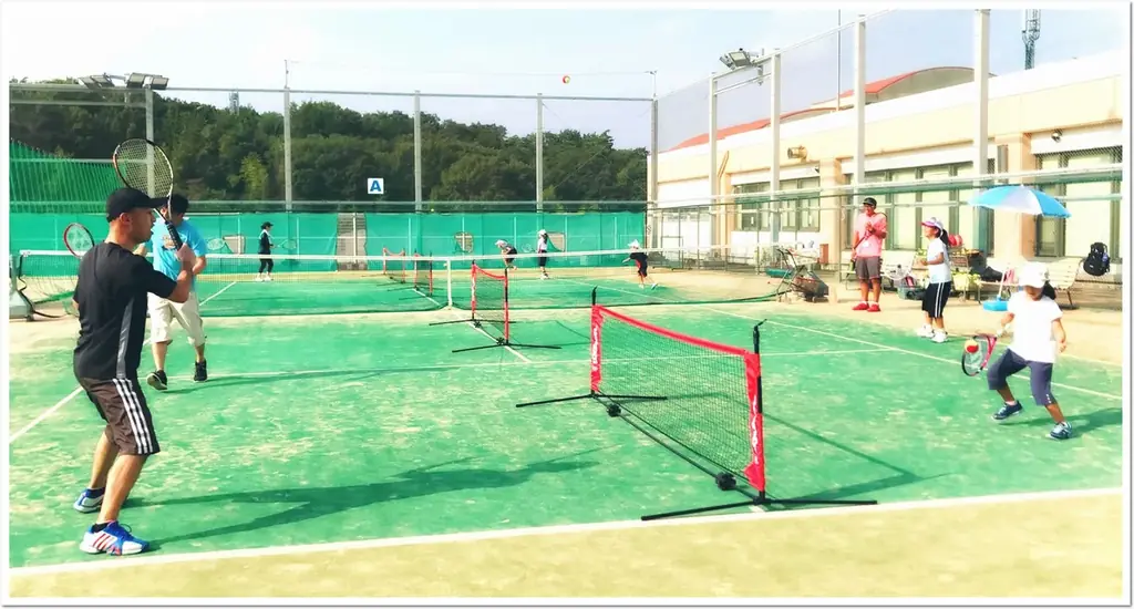 親子で笑顔とハイタッチを。秋の無料体験「なかよし親子テニス」全国のITCテニススクールで開催 画像 5