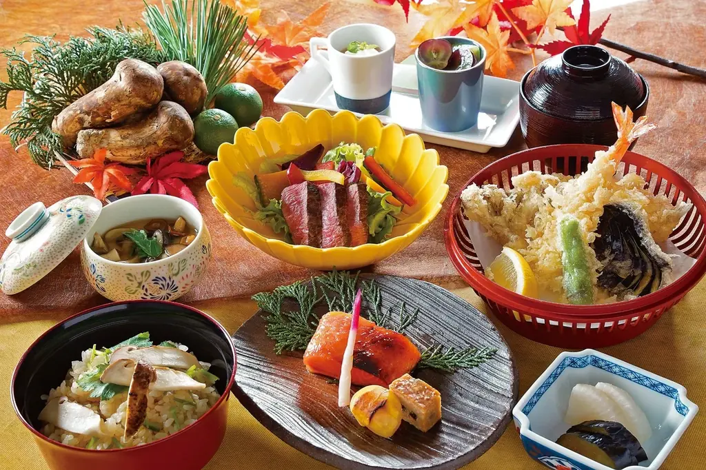 羽衣の平日ランチで味わう松茸入り『秋の味覚御膳』